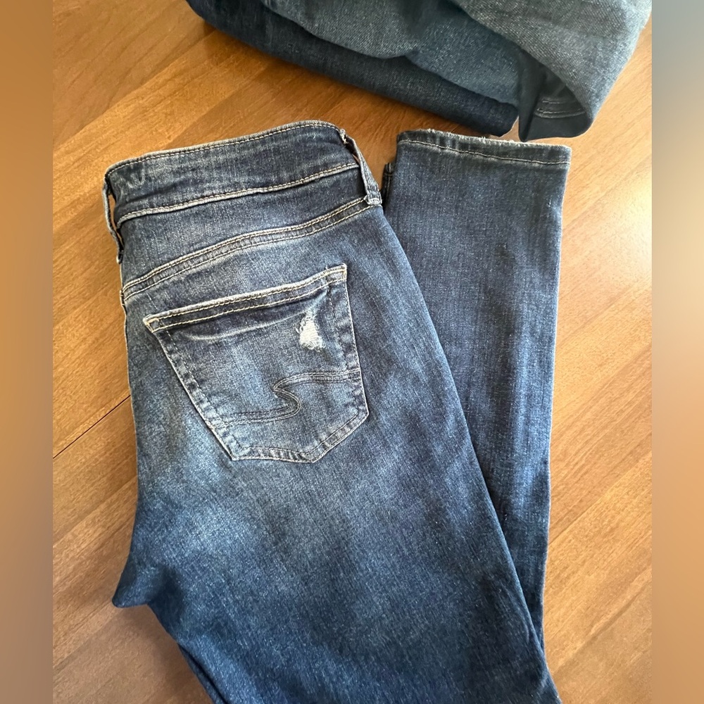 Women’s Silver Girlfriend Jeans - Picture 3 of 12